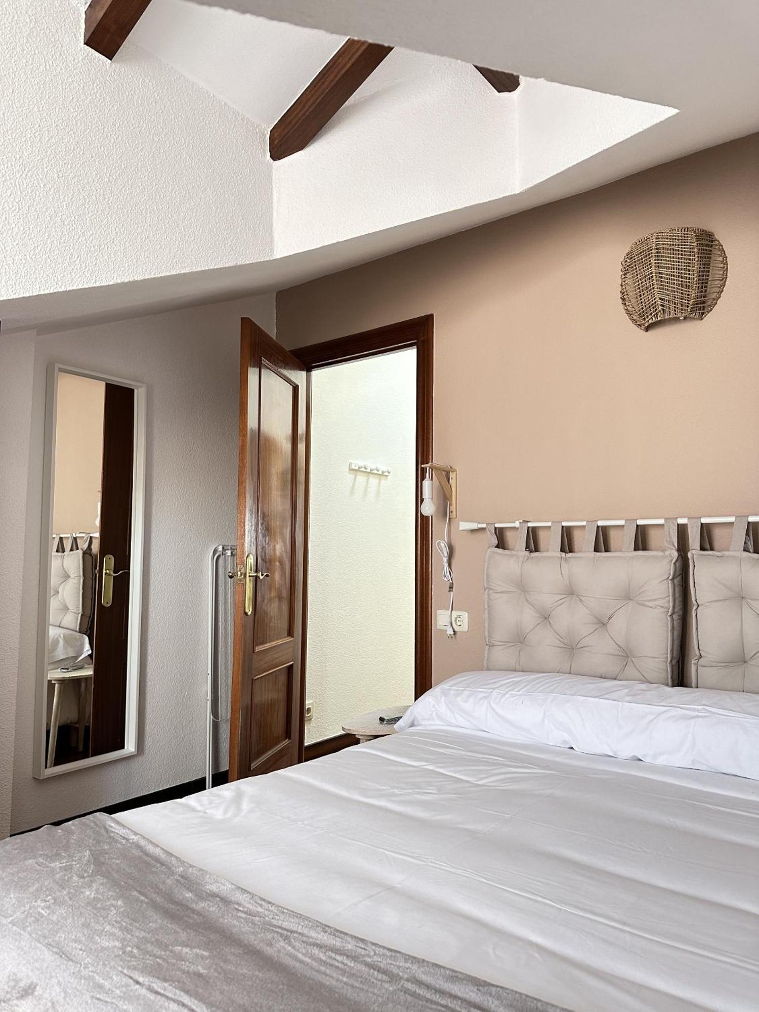 Apartamentos Val De Comillas Buitenkant foto