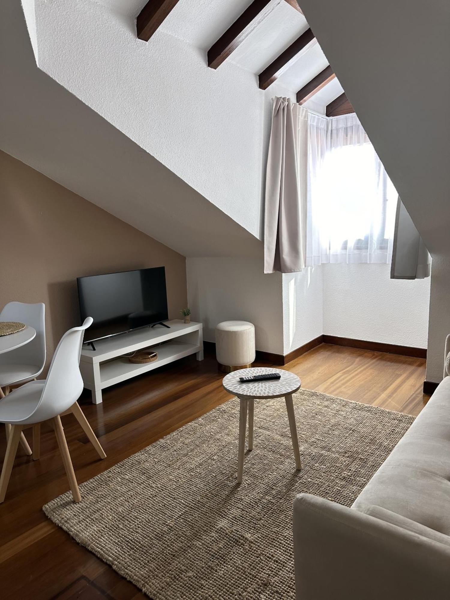 Apartamentos Val De Comillas Buitenkant foto